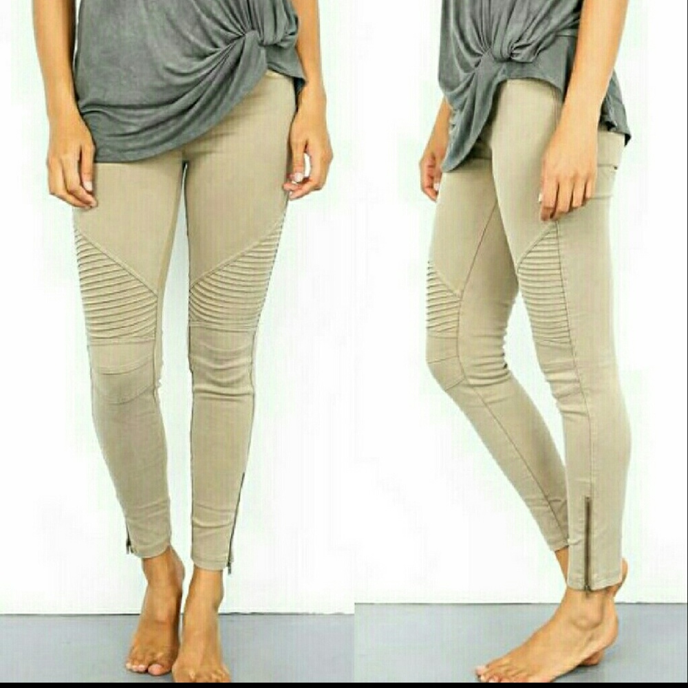 Moto zipper jeggings!